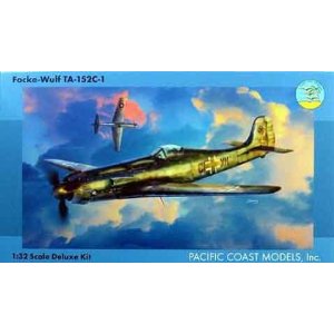 1/32 フォッケウルフTa152C-1
